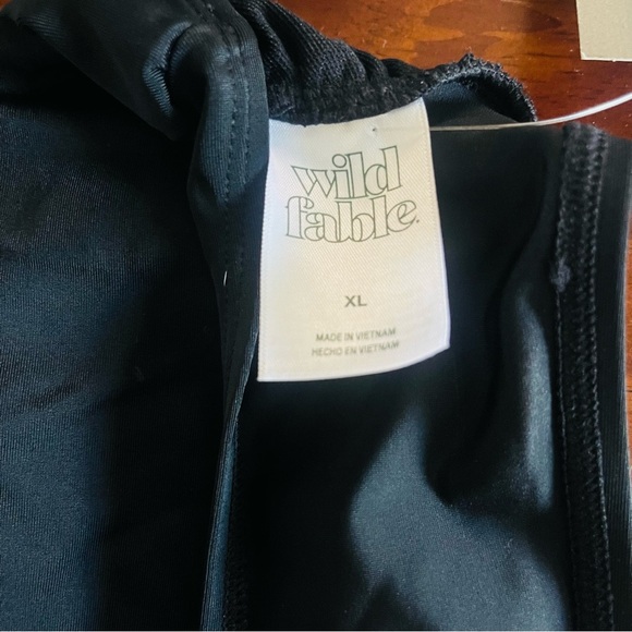 NWT Wild Fable Solid Black Swim Top Bikini Top Size XL - Picture 5 of 6